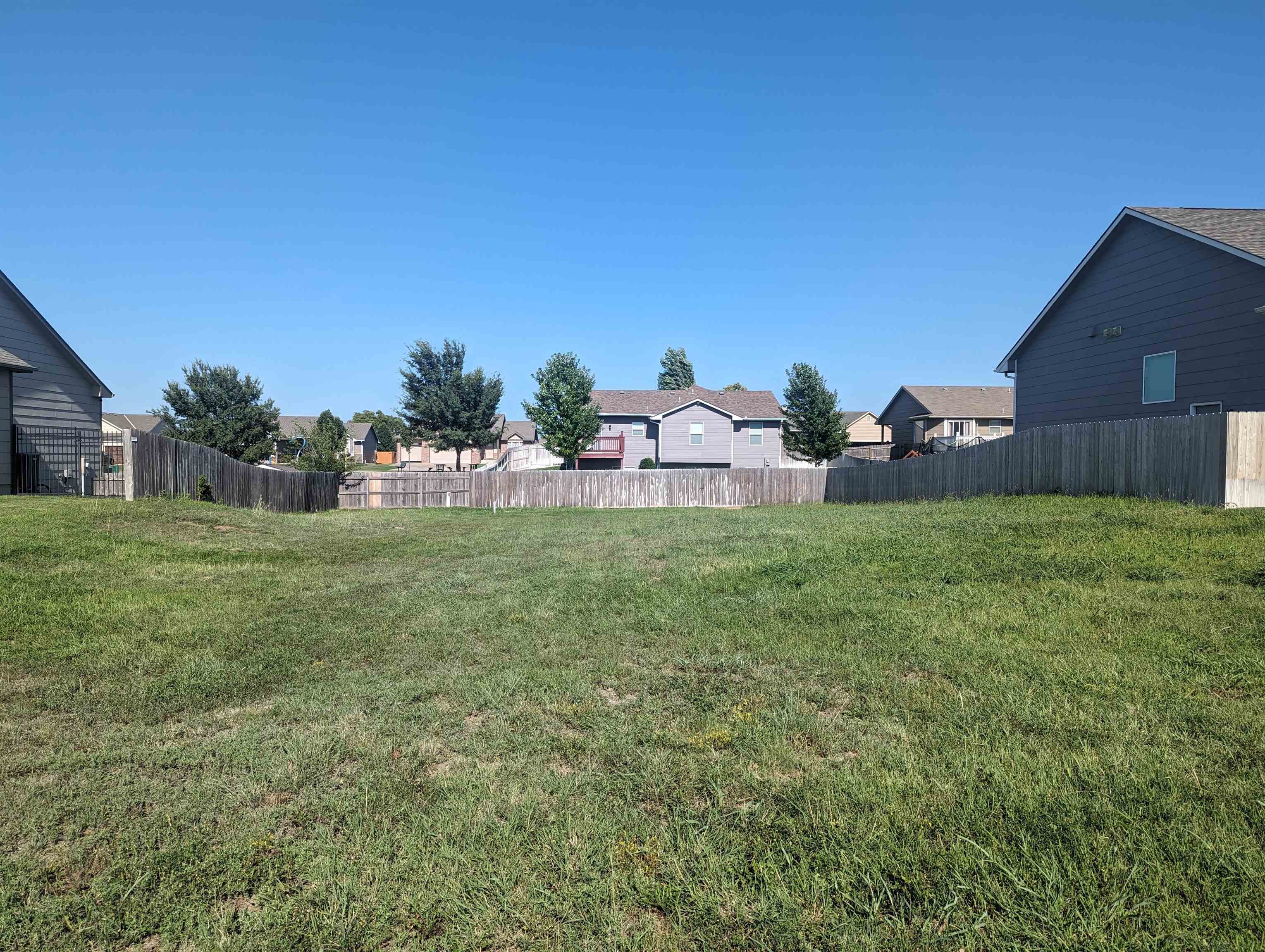 206 Springlake Court Newton KS 67114