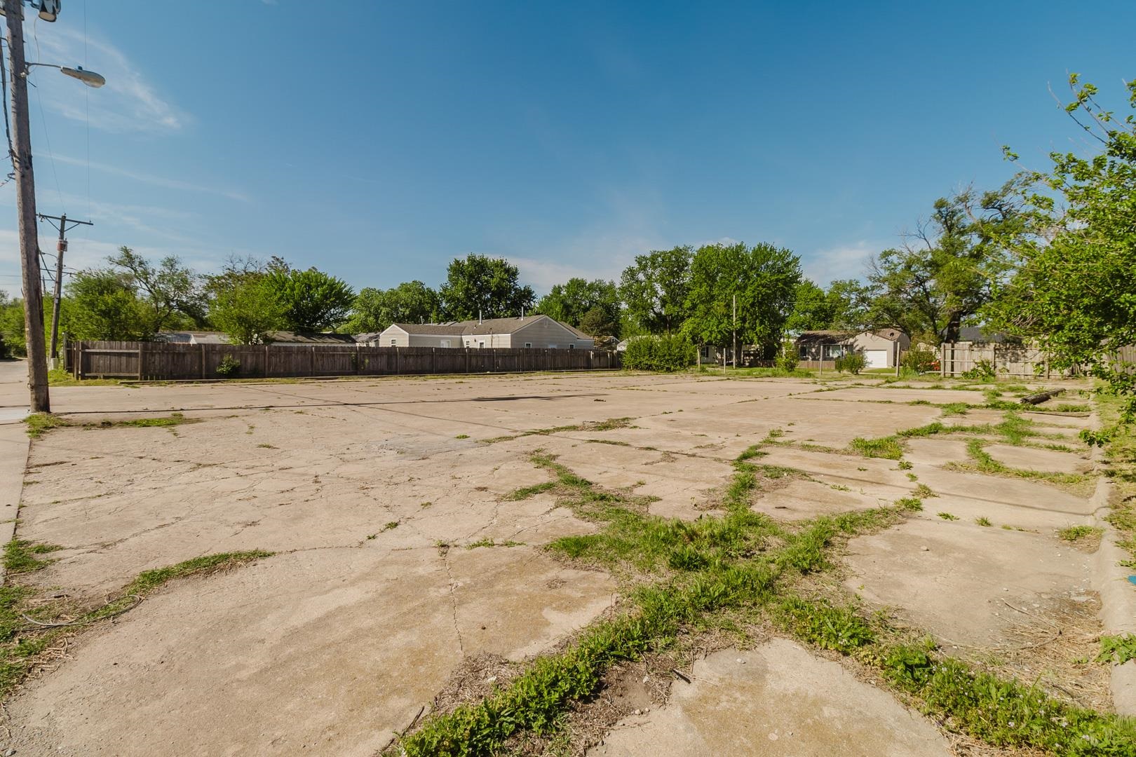 0.32 Acres S Richmond Wichita KS 67213