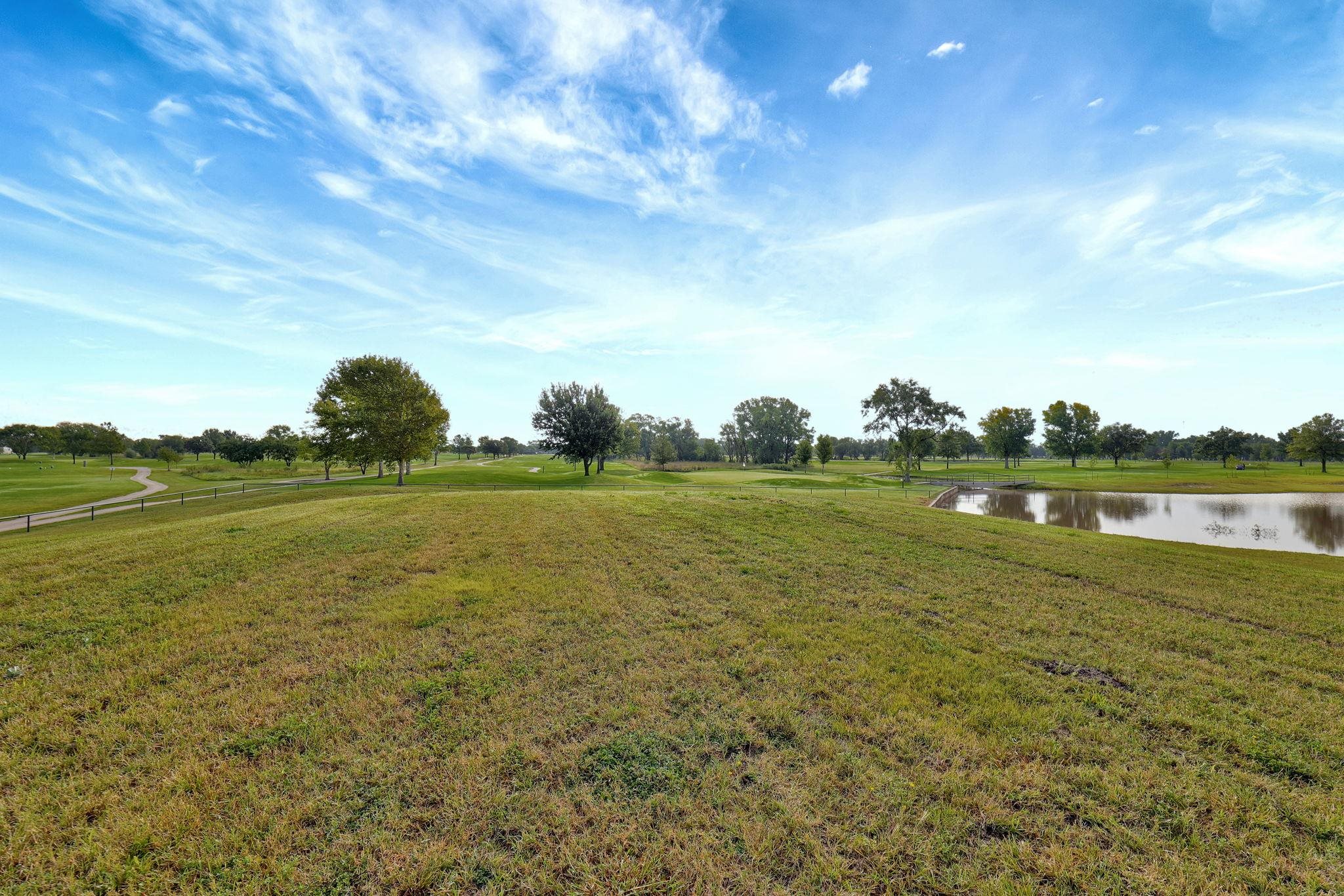 1436 N Lake Road Cheney KS 67025