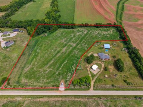 212TH Winfield KS 67156