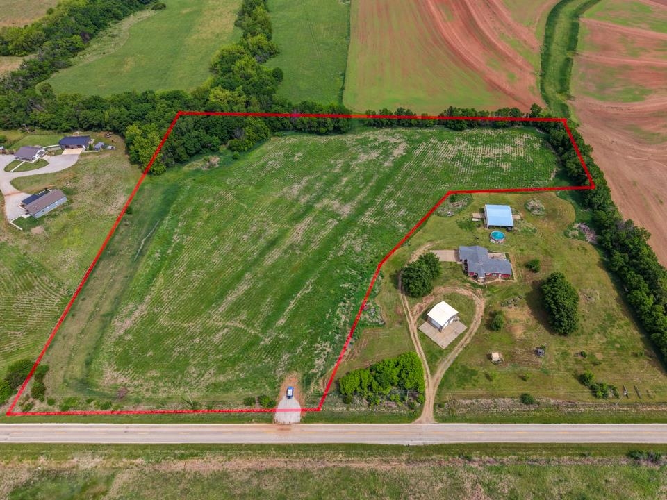 212TH Winfield KS 67156