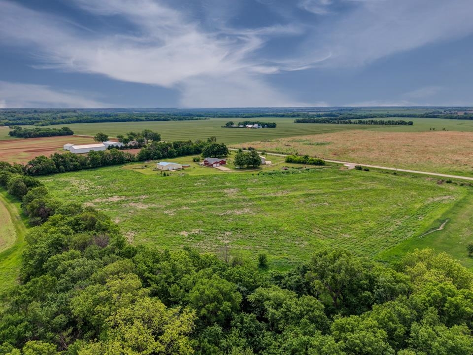 212TH Winfield KS 67156