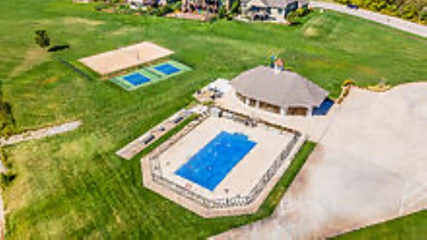 2412 N Doris Circle Wichita KS 67205