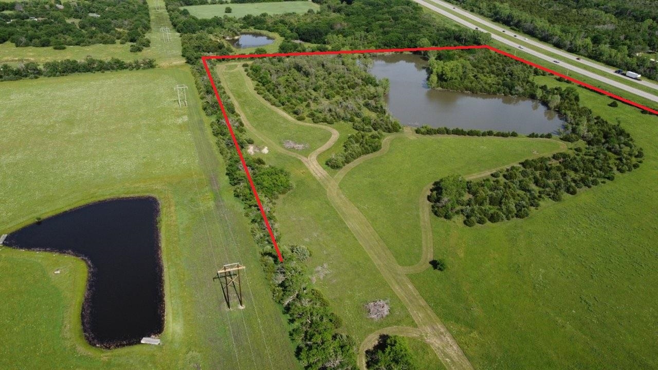 1782 Indianola Road Benton KS 67017