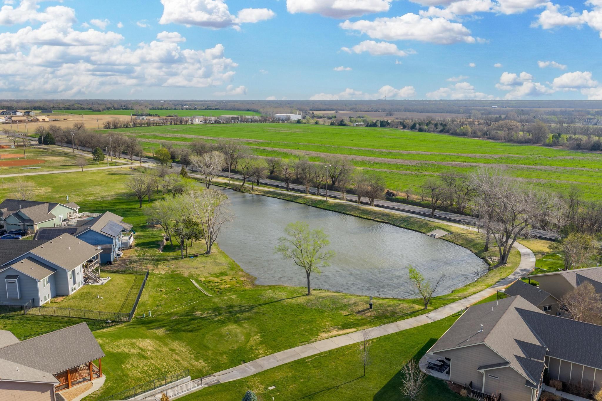 945 Ceder Brook Circle Mulvane KS 67110
