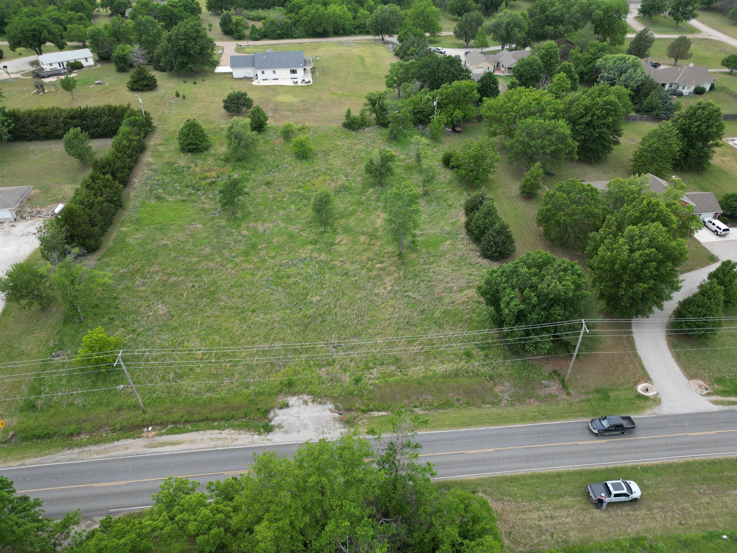 4477 S Pike Road Winfield KS 67156