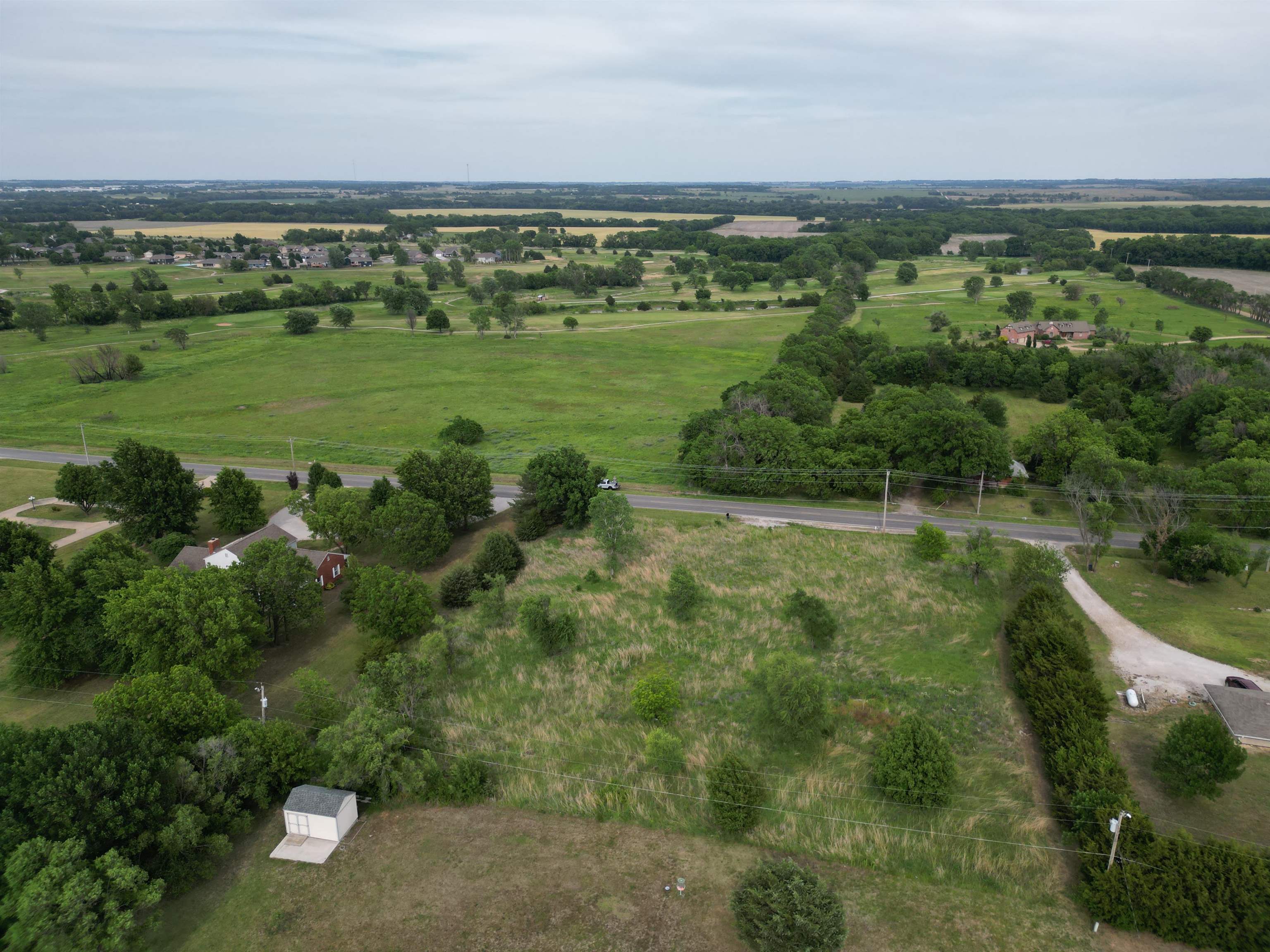 4477 S Pike Road Winfield KS 67156