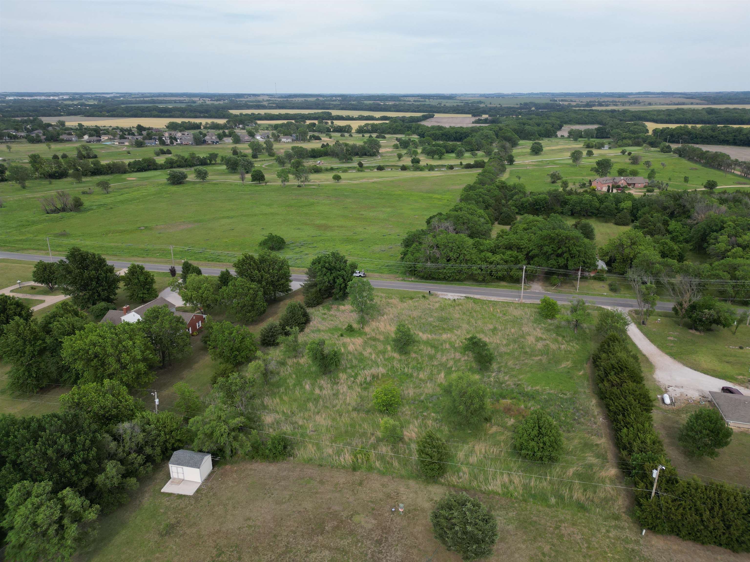 4477 S Pike Road Winfield KS 67156