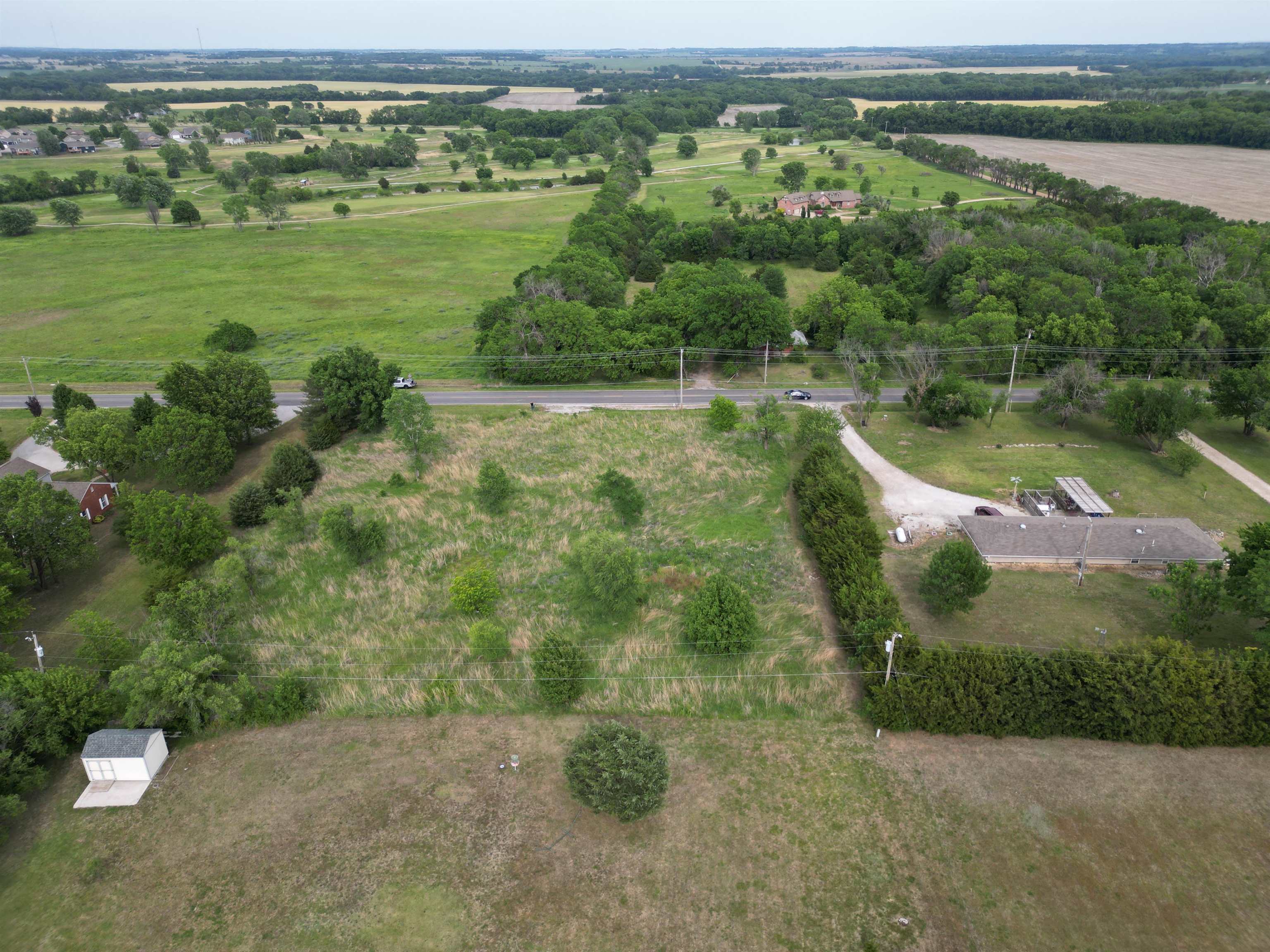 4477 S Pike Road Winfield KS 67156