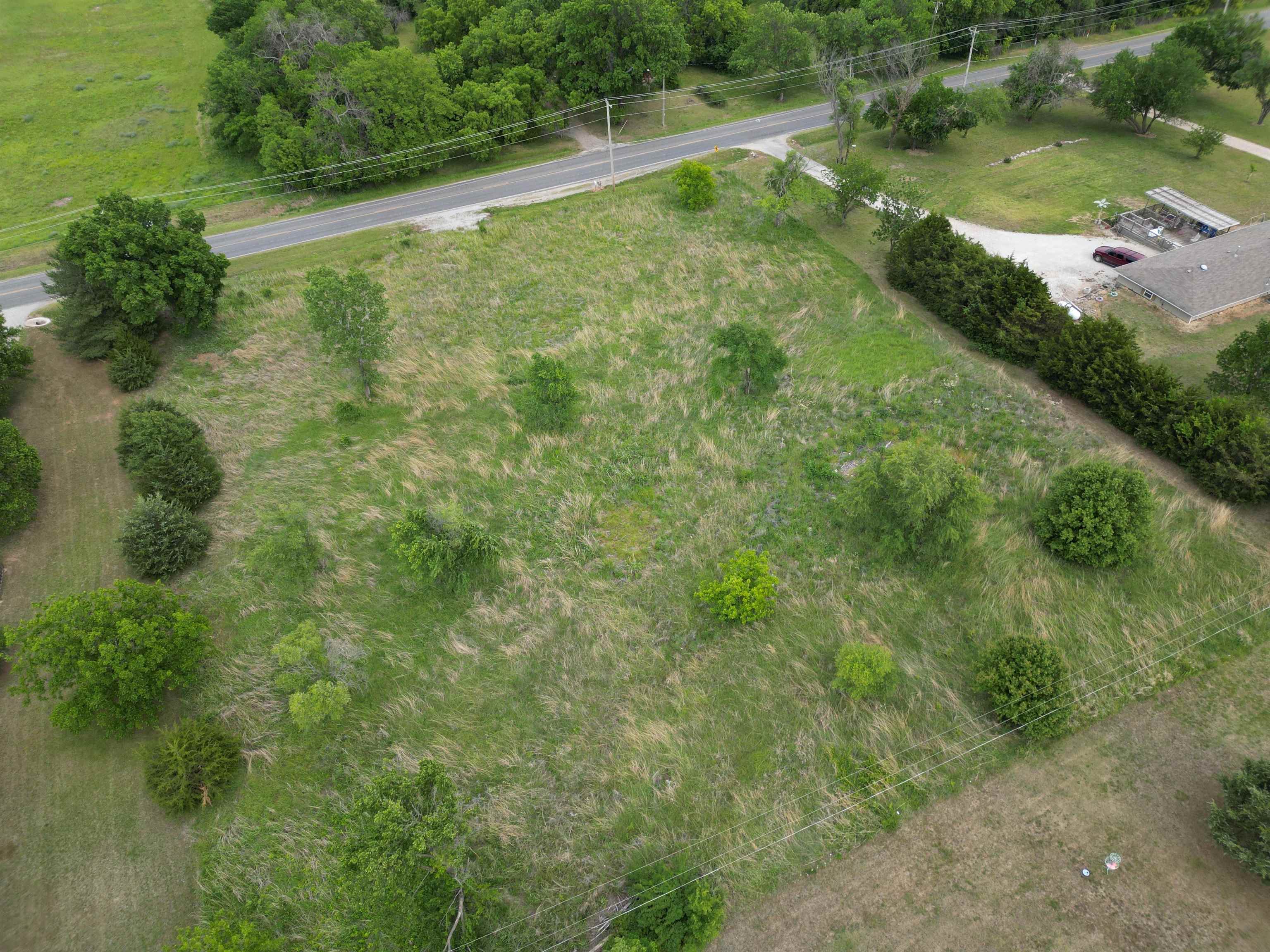 4477 S Pike Road Winfield KS 67156