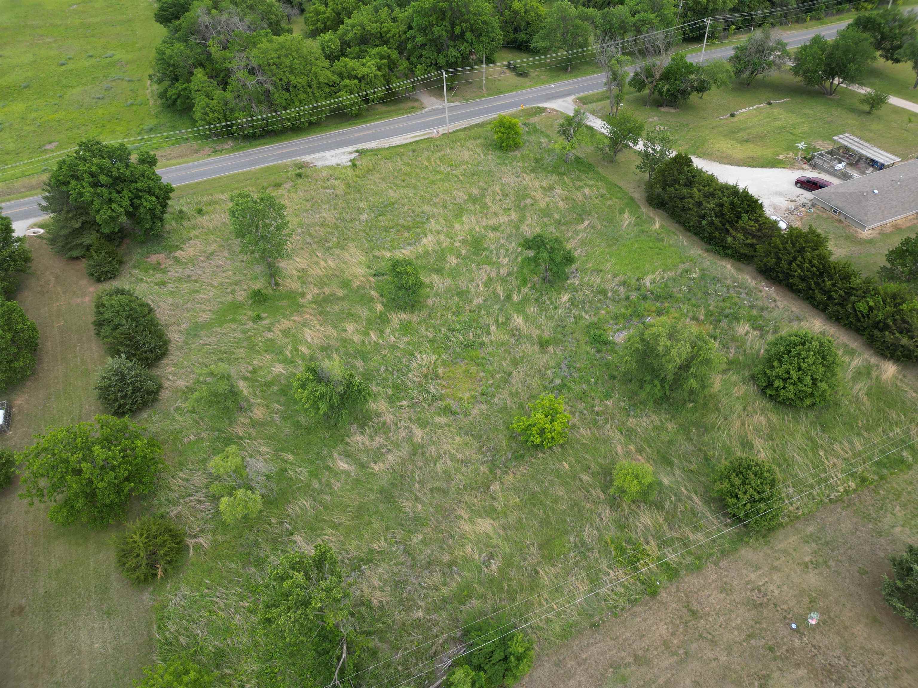 4477 S Pike Road Winfield KS 67156