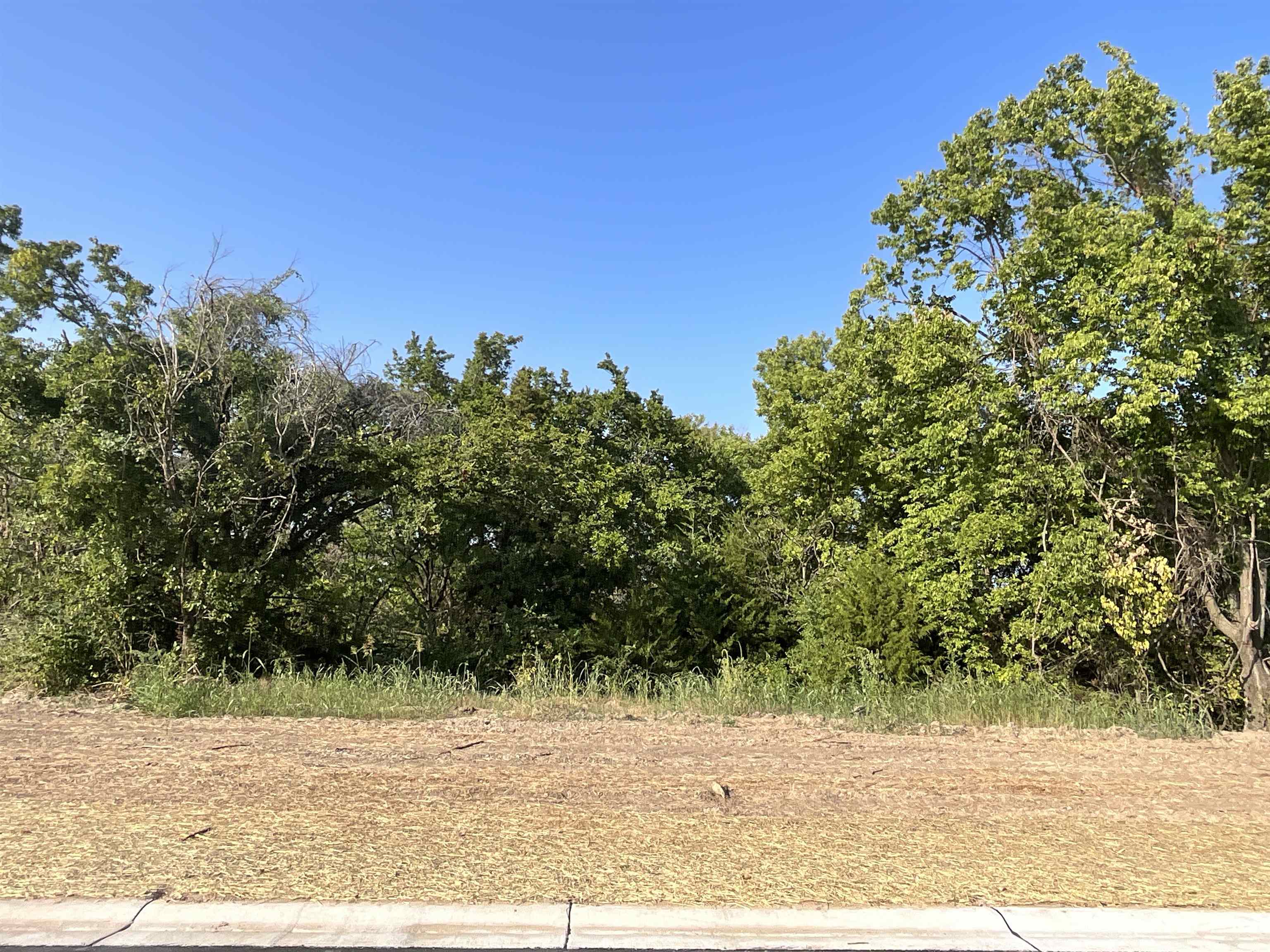 Lot 85 Block D W Calvert Wichita KS 67215