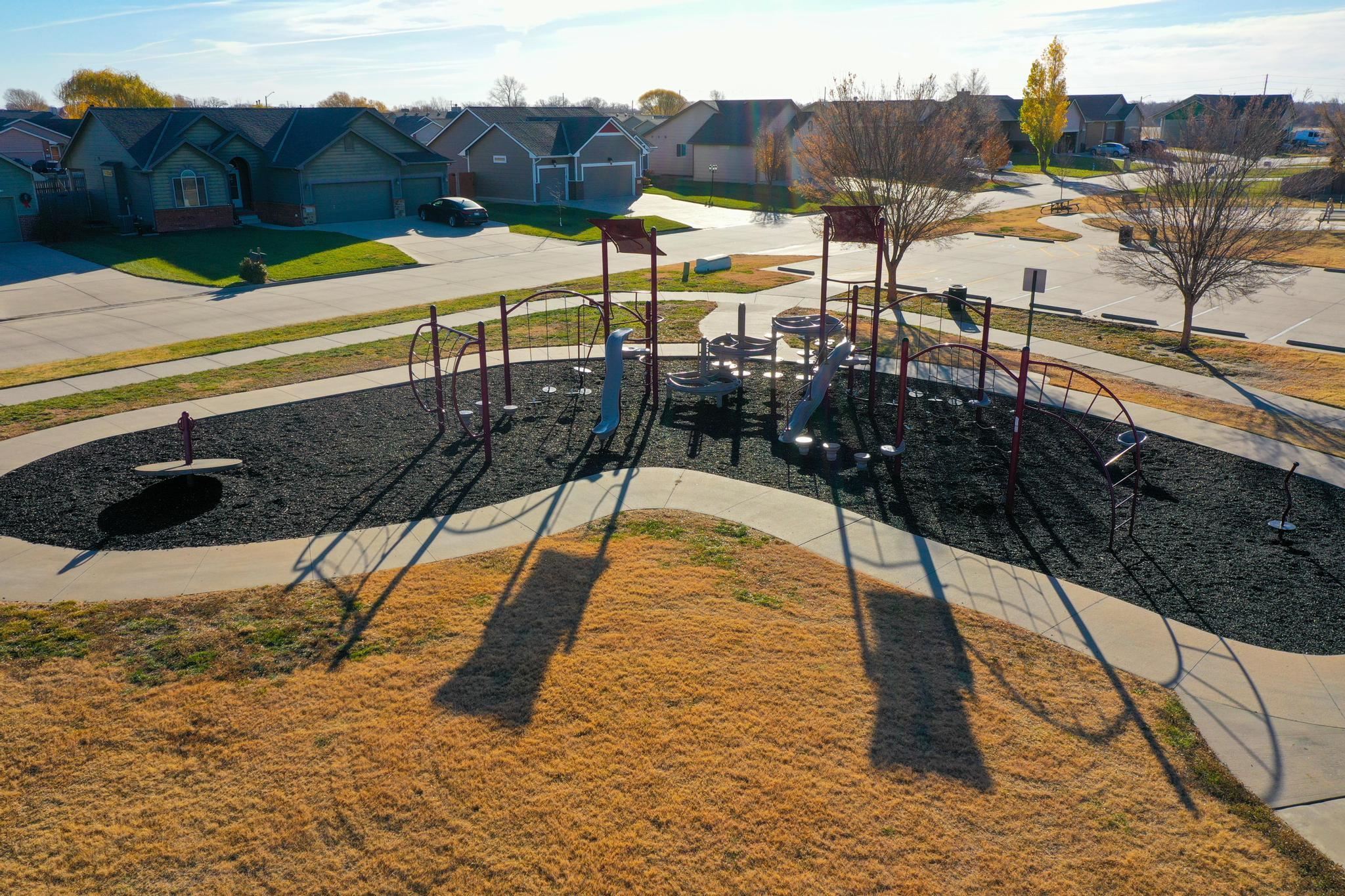 214 Springlake Court Newton KS 67114