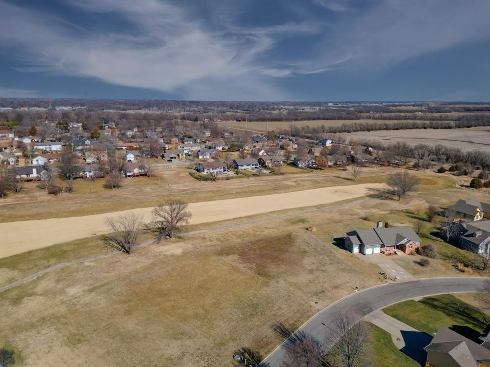 624 Quail Nest Road Winfield KS 67156