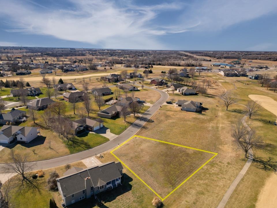 624 Quail Nest Road Winfield KS 67156
