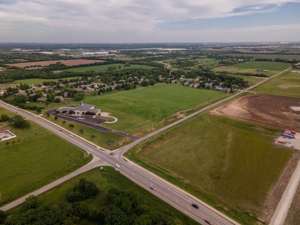 Lot 5 Block A E Amber Ridge Valley Center KS 67147