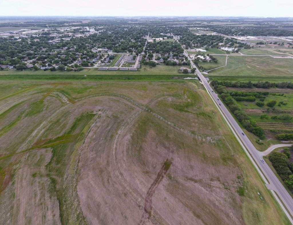 Lot 5 Block A E Amber Ridge Valley Center KS 67147