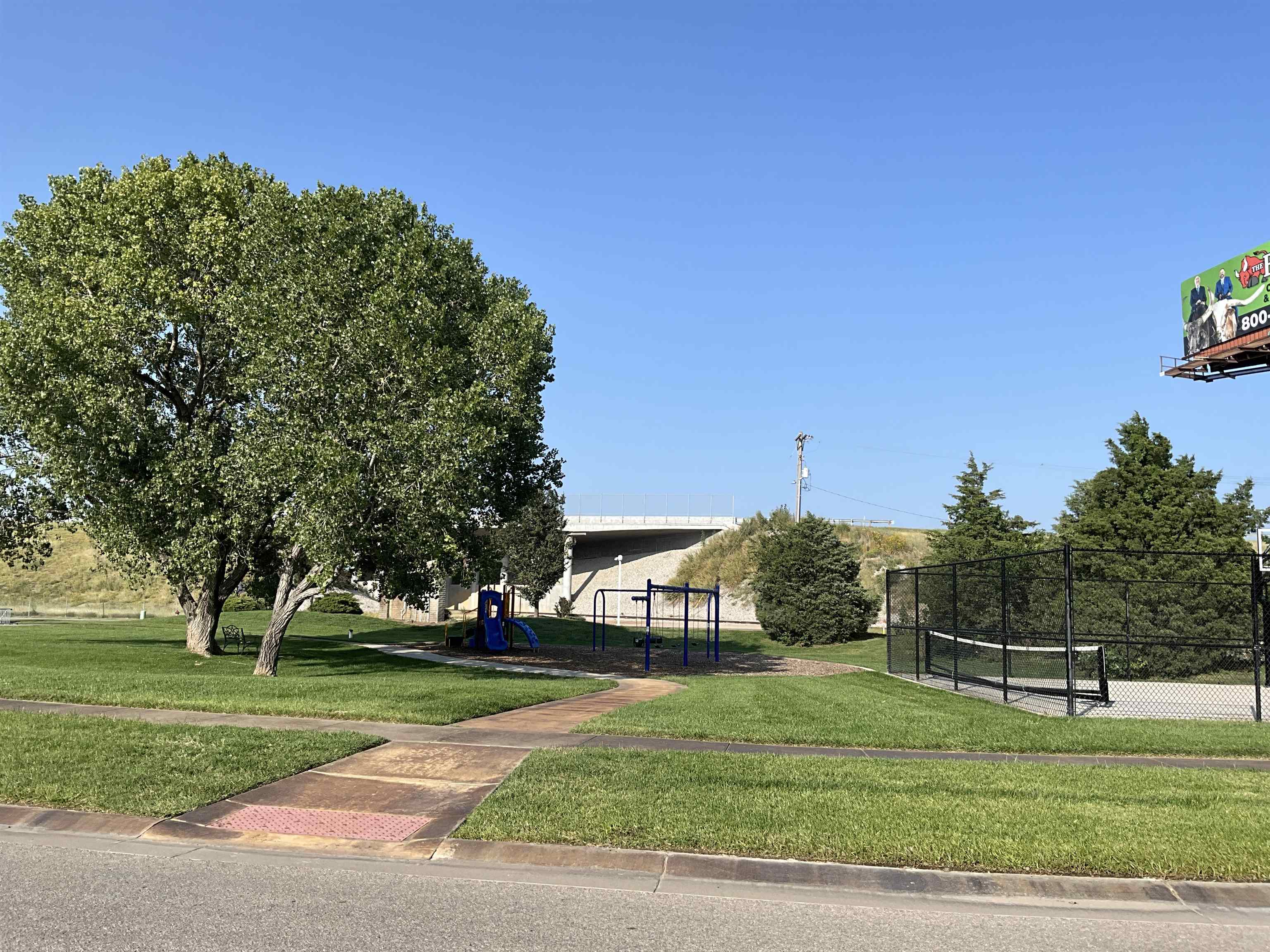 Lot 41 Block A W Blue Lake Wichita KS 67215