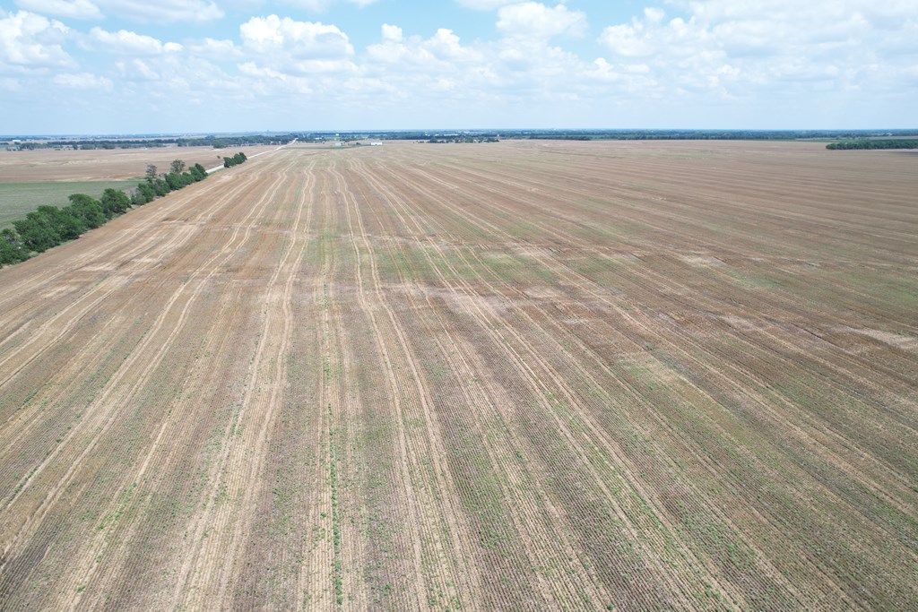 489 Frontier Road Mcpherson KS 67460