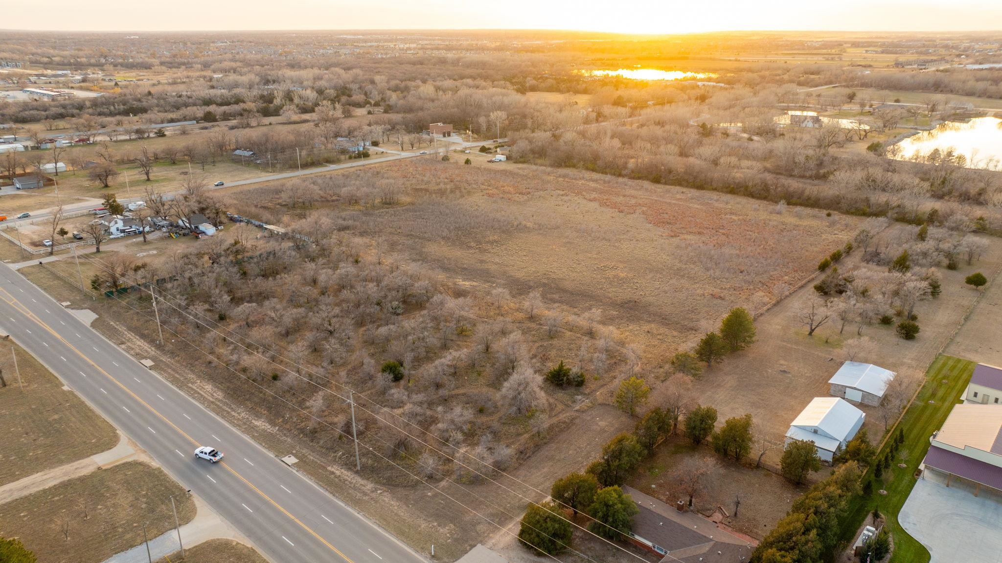 0000 N Ridge Road Wichita KS 67205