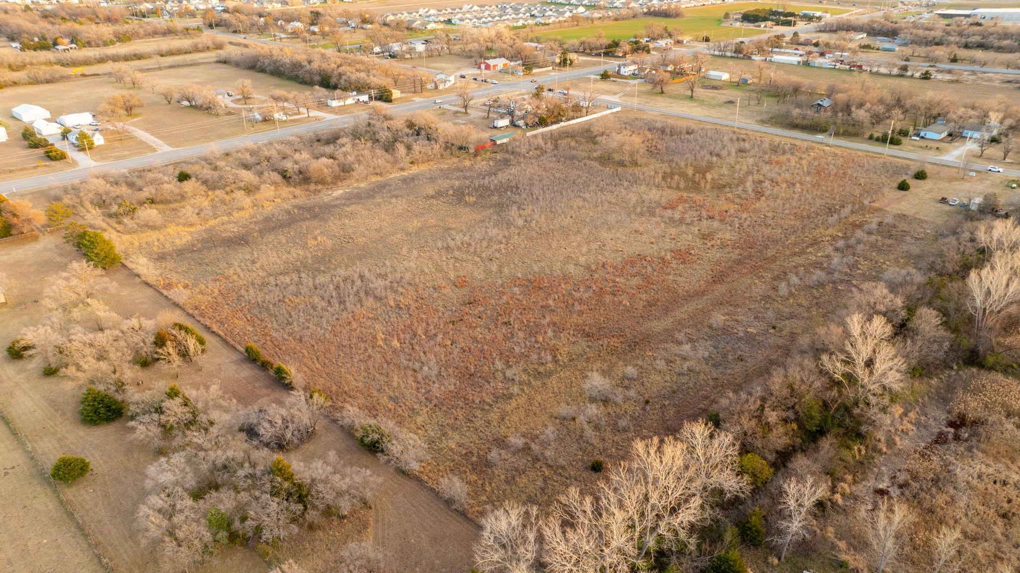 0000 N Ridge Road Wichita KS 67205