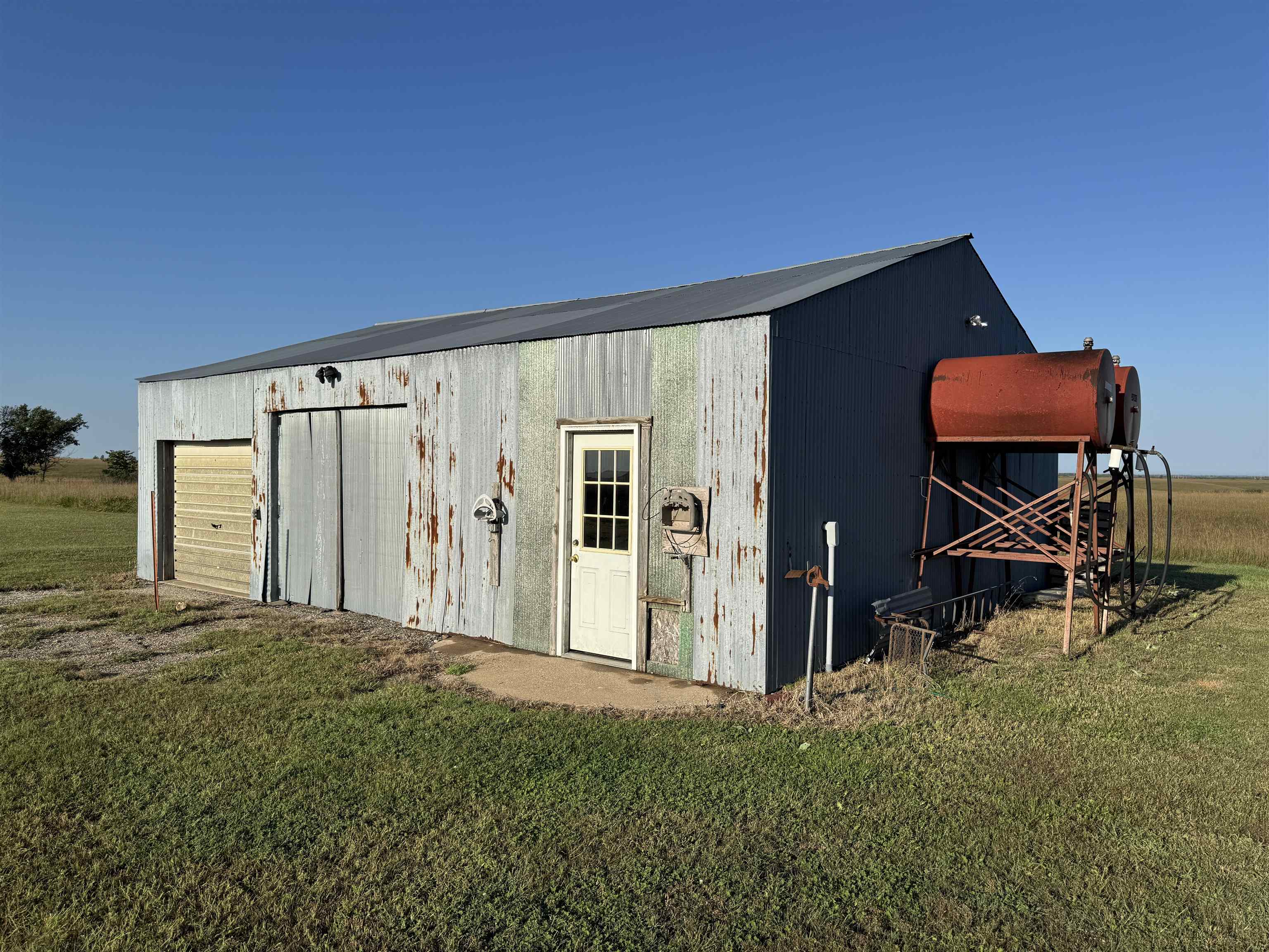 9236 SE Quivera Road Leon KS 67074