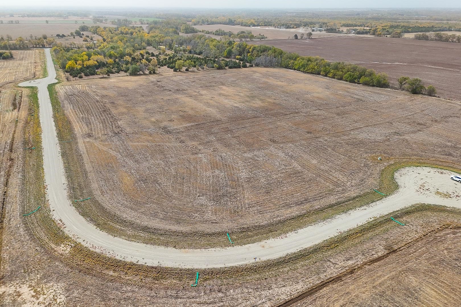 7.3 +/- Acres On SW 220th Douglass KS 67039