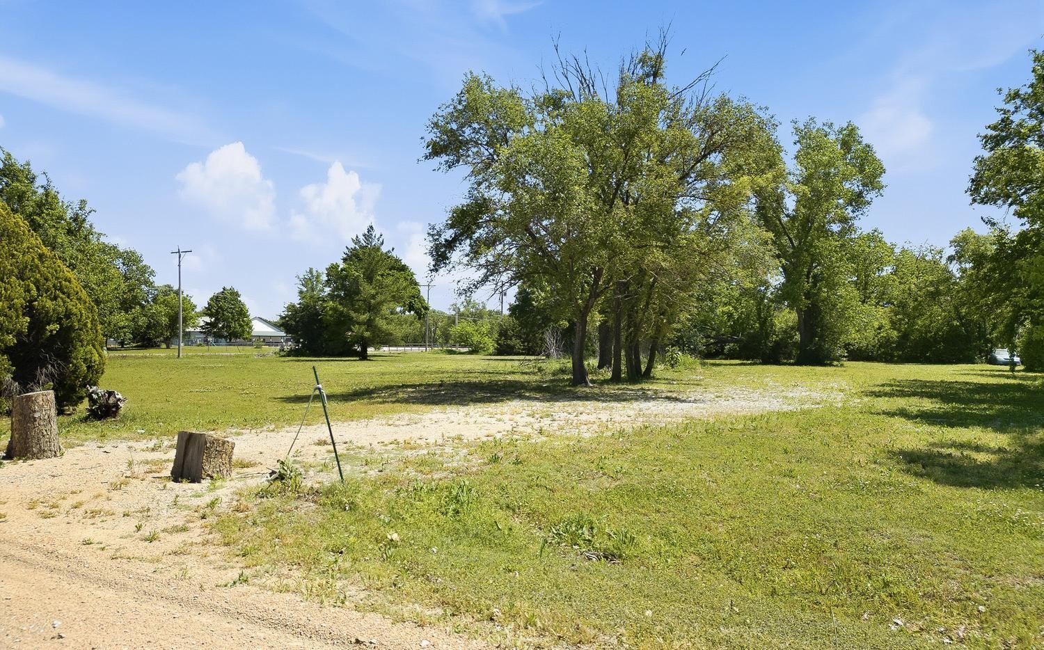 229 E Nicole Street Wichita KS 67060
