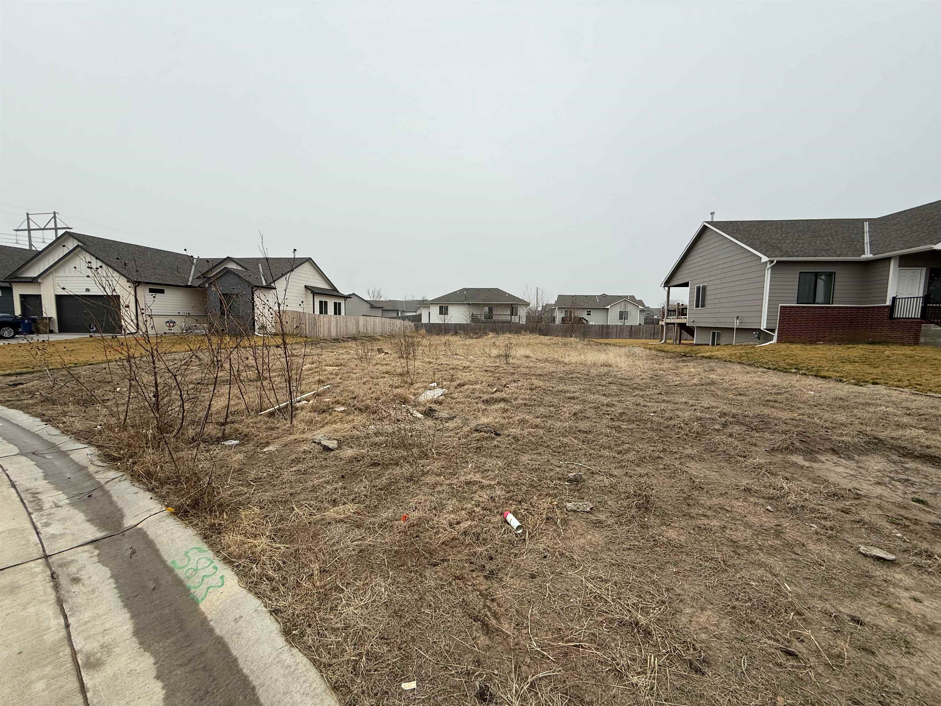 5833 N Newport Street Park City KS 67219
