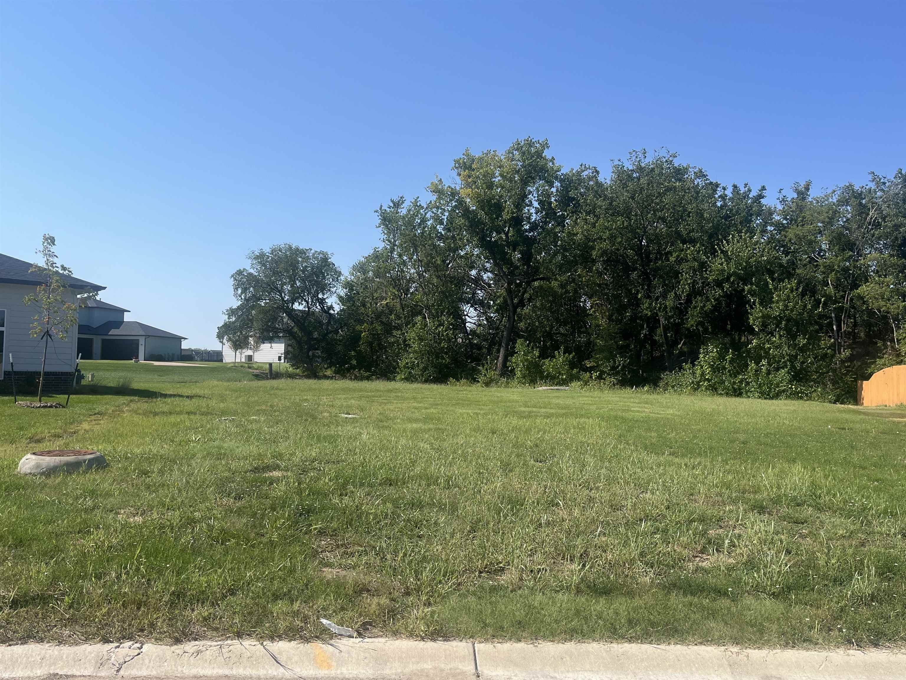 4626 W Emerald Bay Court Wichita KS 67205