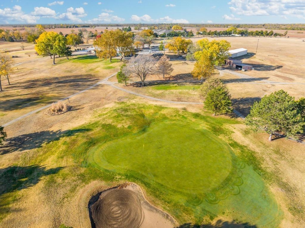 3136 Long Court Winfield KS 67156
