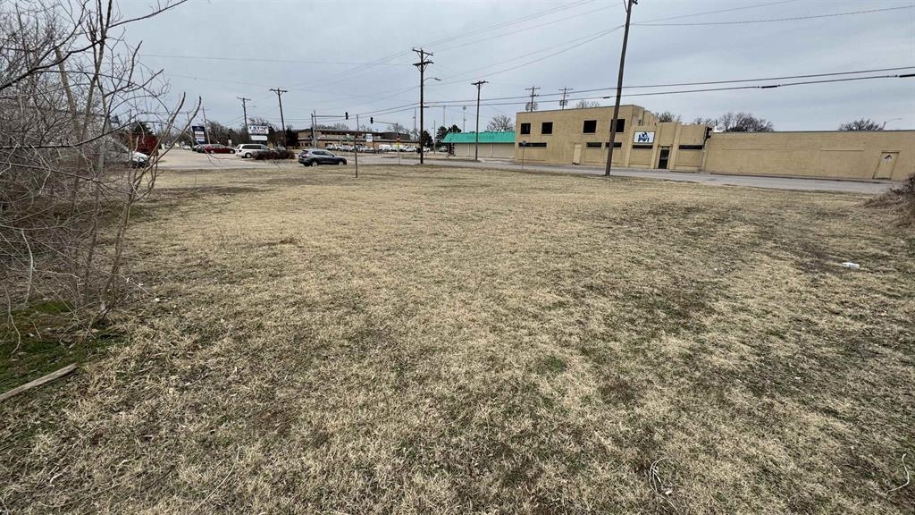 3636 W Douglas Avenue Wichita KS 67203