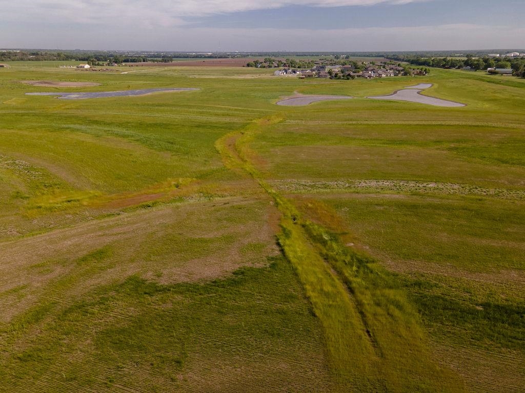 Lot 2 Block A E Amber Ridge Valley Center KS 67147