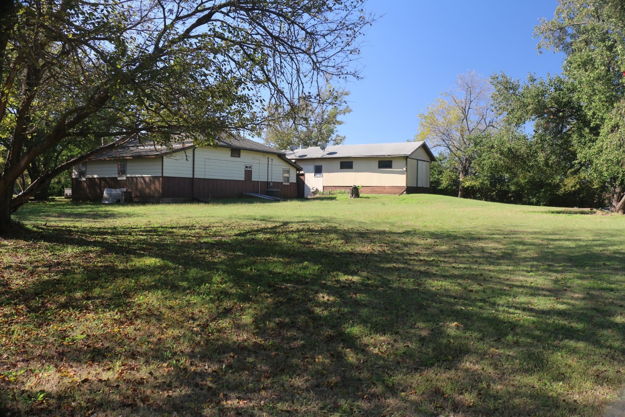10498 SW 90th Street Augusta KS 67010