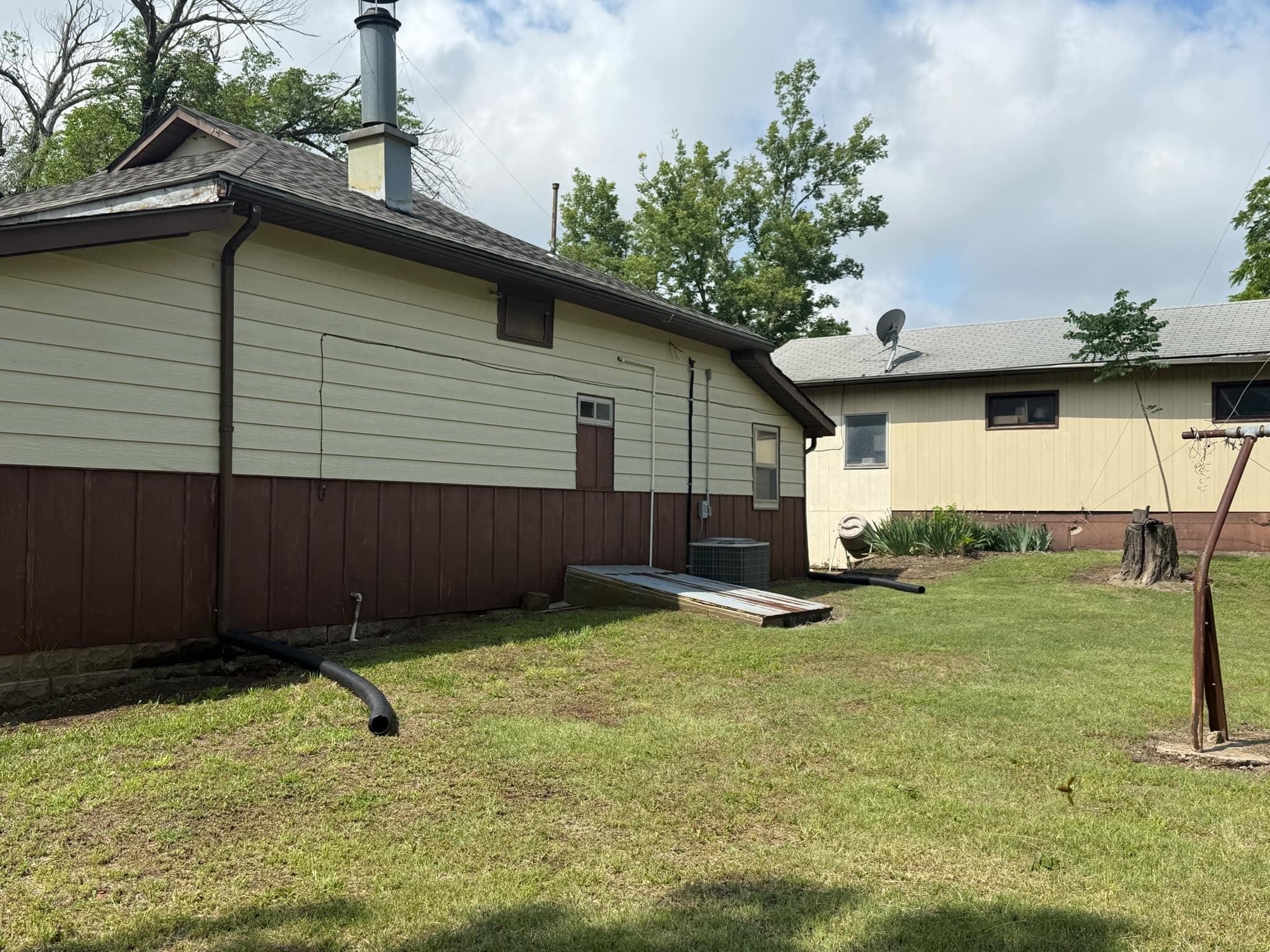 10498 SW 90th Street Augusta KS 67010