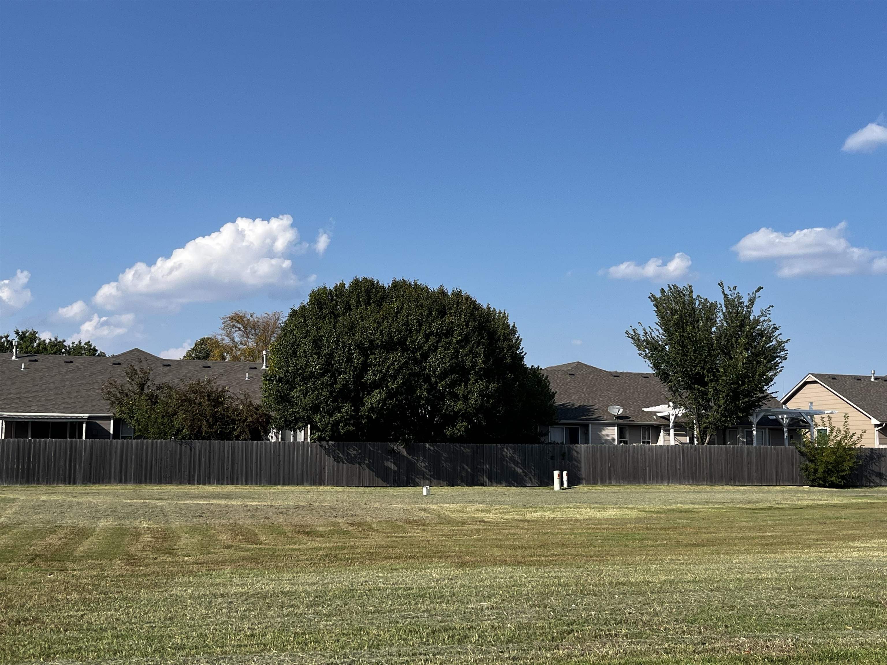 1208 Lazy Creek Court Newton KS 67114