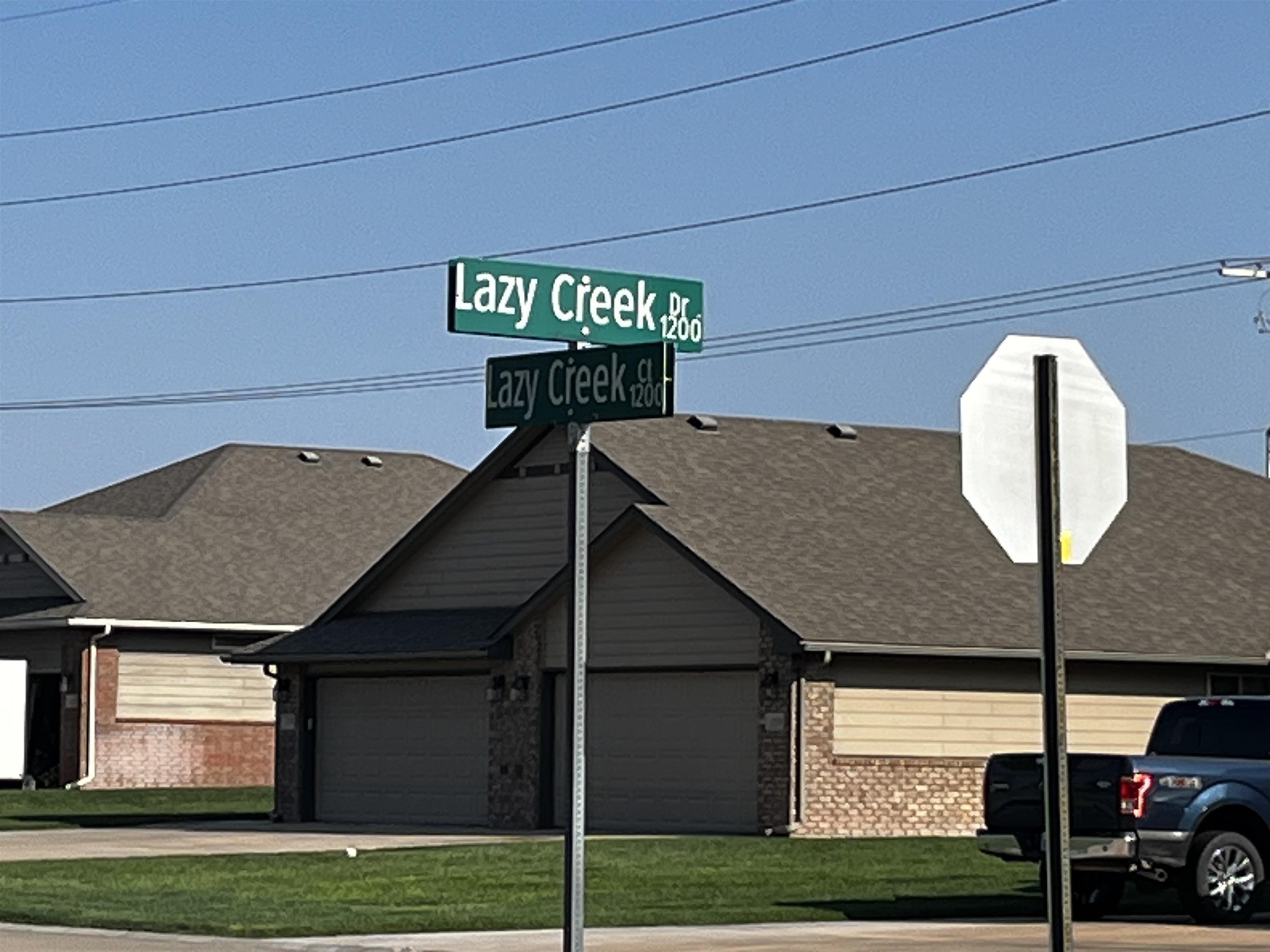 1208 Lazy Creek Court Newton KS 67114