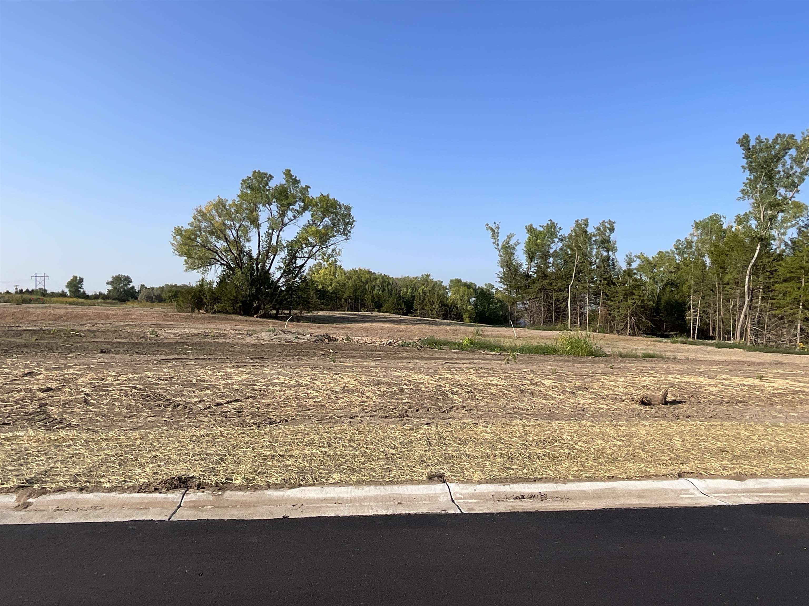 Lot 3 Block B W Calvert Wichita KS 67215