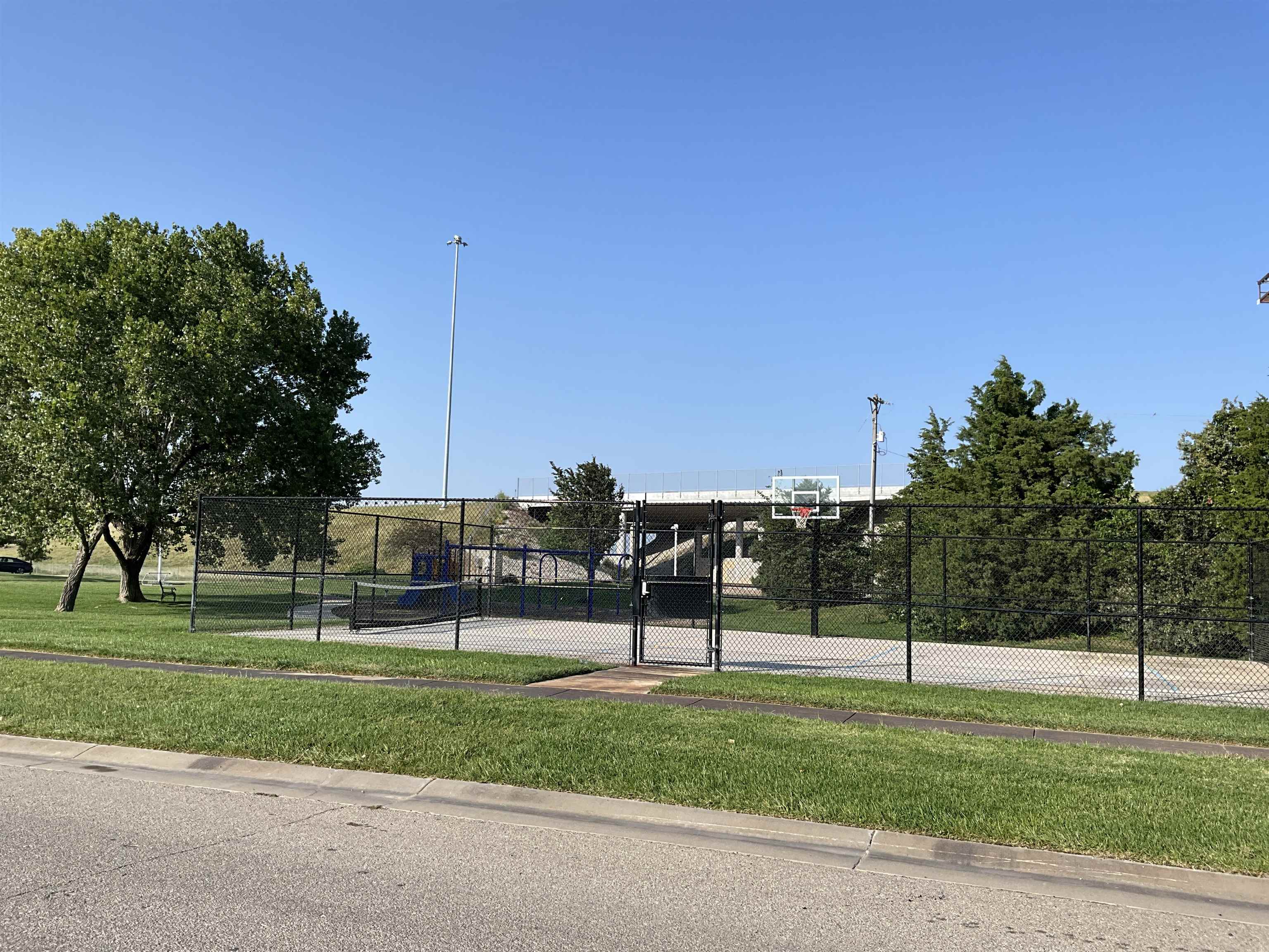 Lot 3 Block B W Calvert Wichita KS 67215