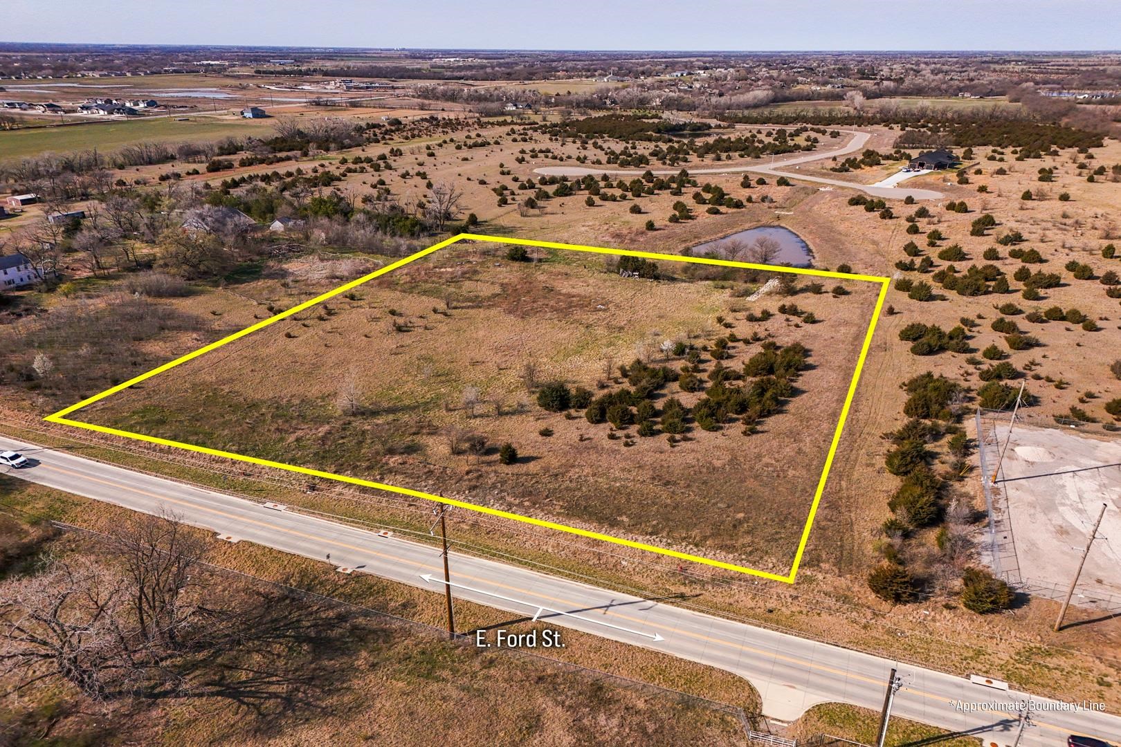5+/- Acres E Ford Street Valley Center KS 67147