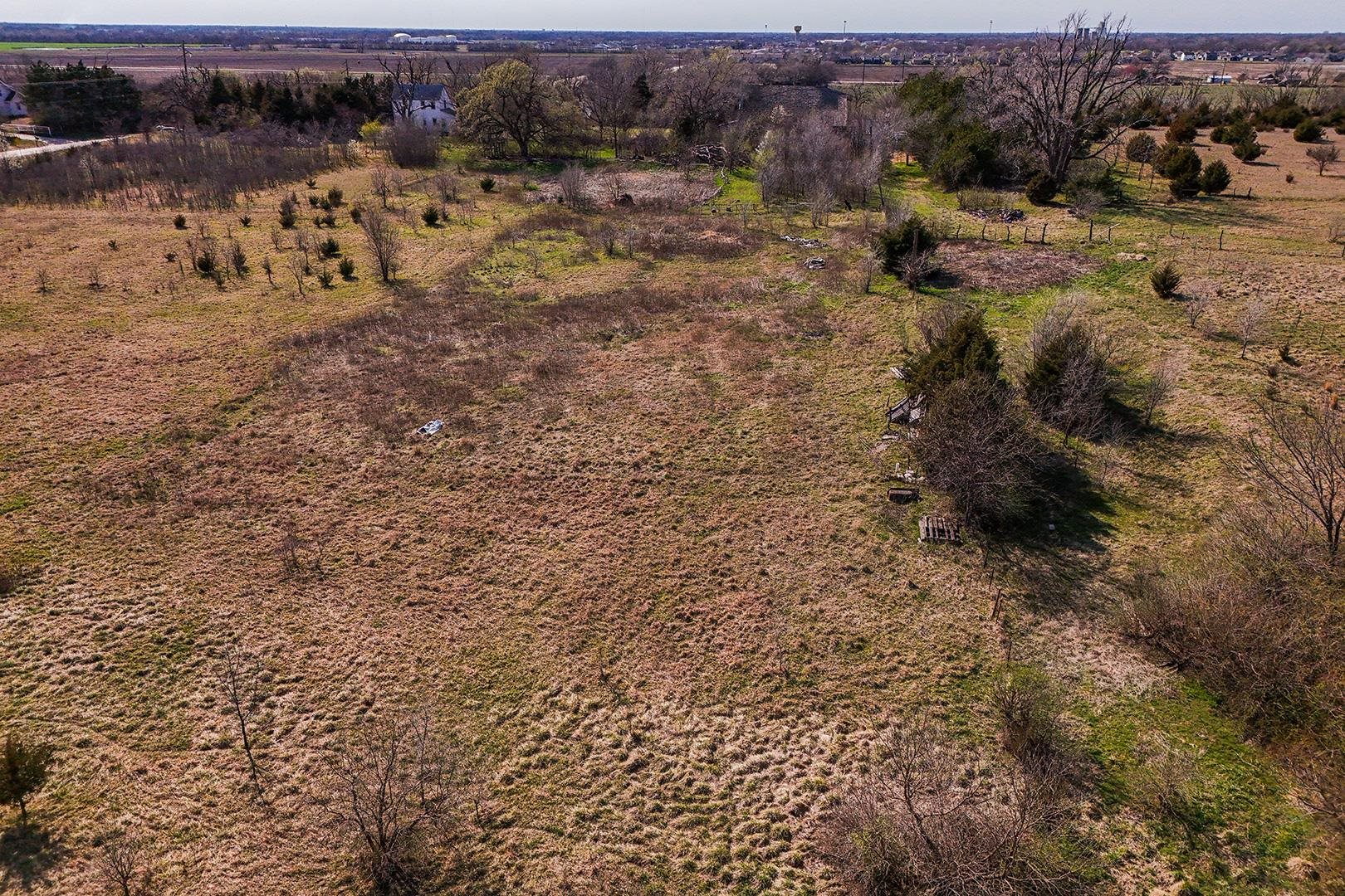 5+/- Acres E Ford Street Valley Center KS 67147
