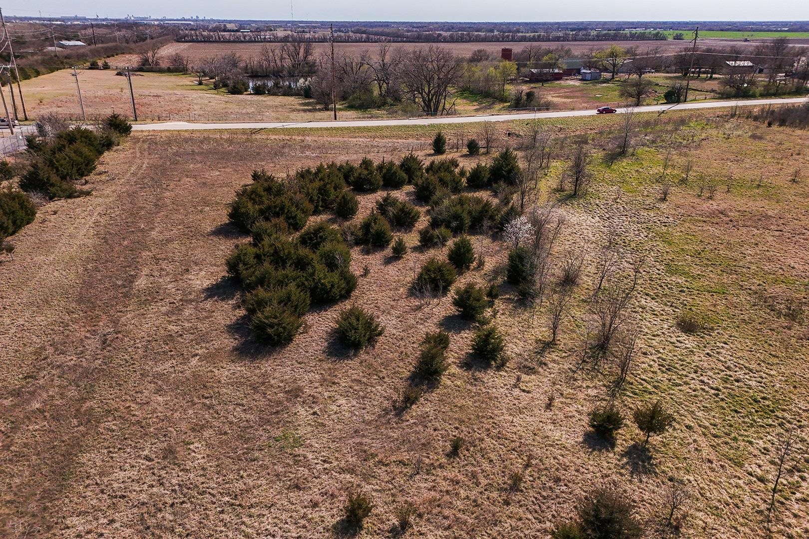 5+/- Acres E Ford Street Valley Center KS 67147