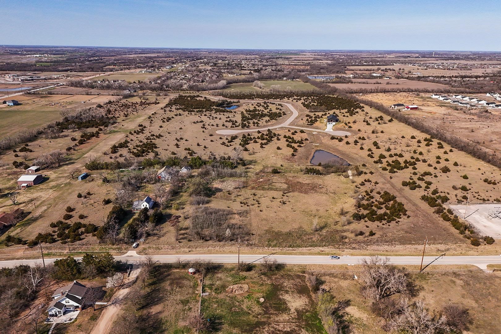 5+/- Acres E Ford Street Valley Center KS 67147