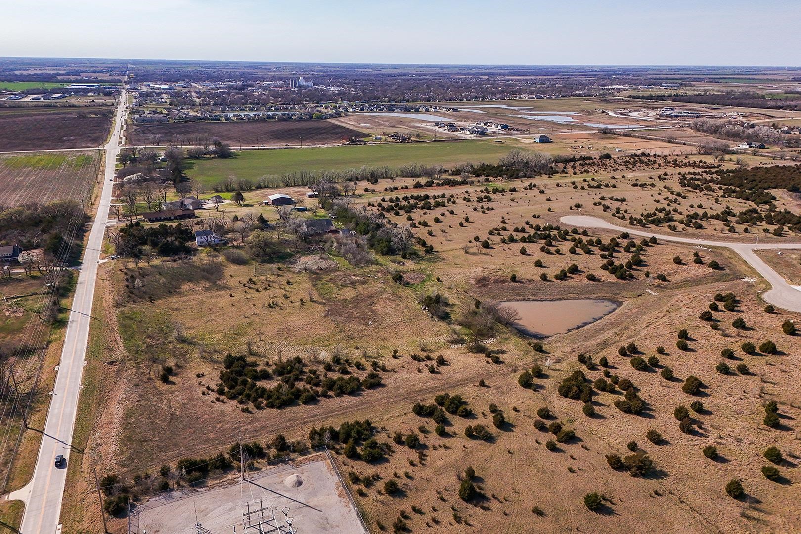 5+/- Acres E Ford Street Valley Center KS 67147