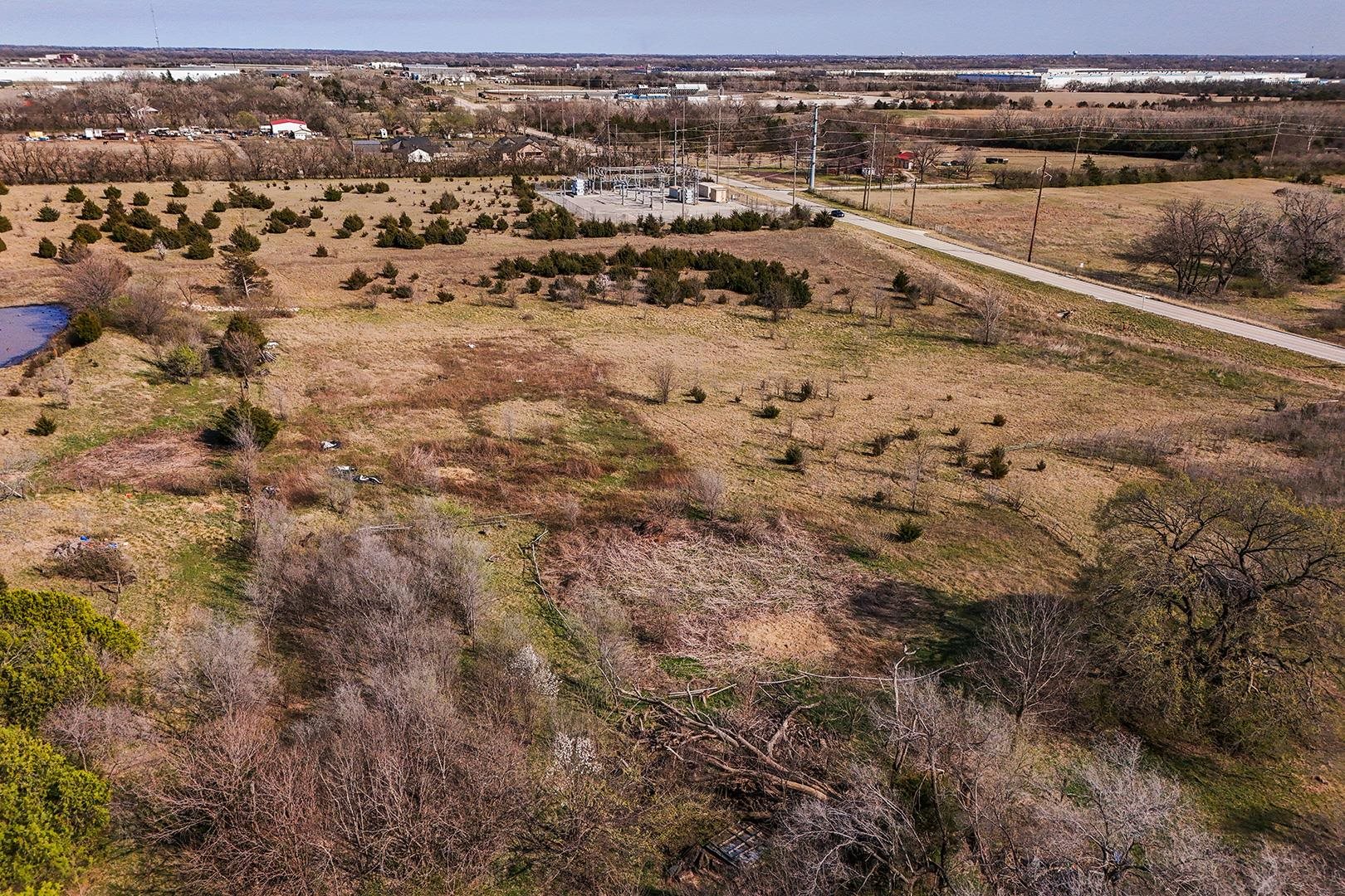 5+/- Acres E Ford Street Valley Center KS 67147