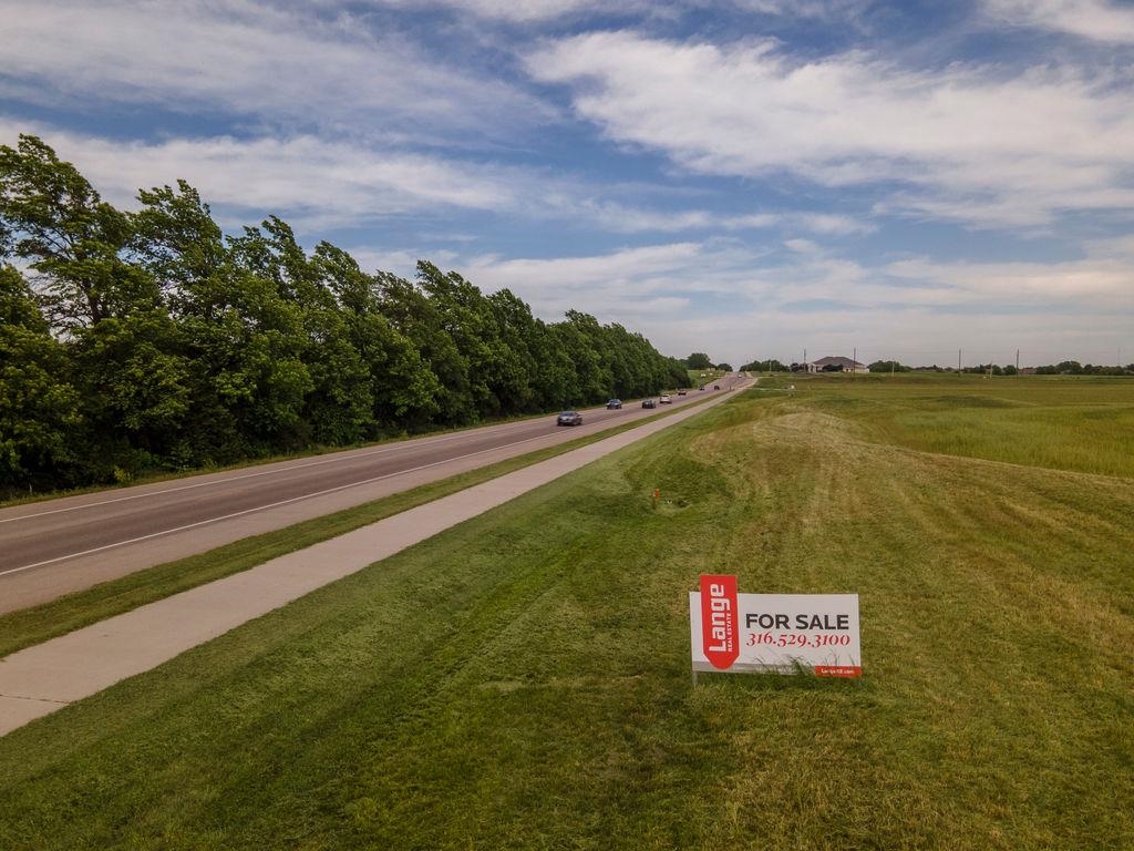 Lot 3 Block A E Amber Ridge Valley Center KS 67147