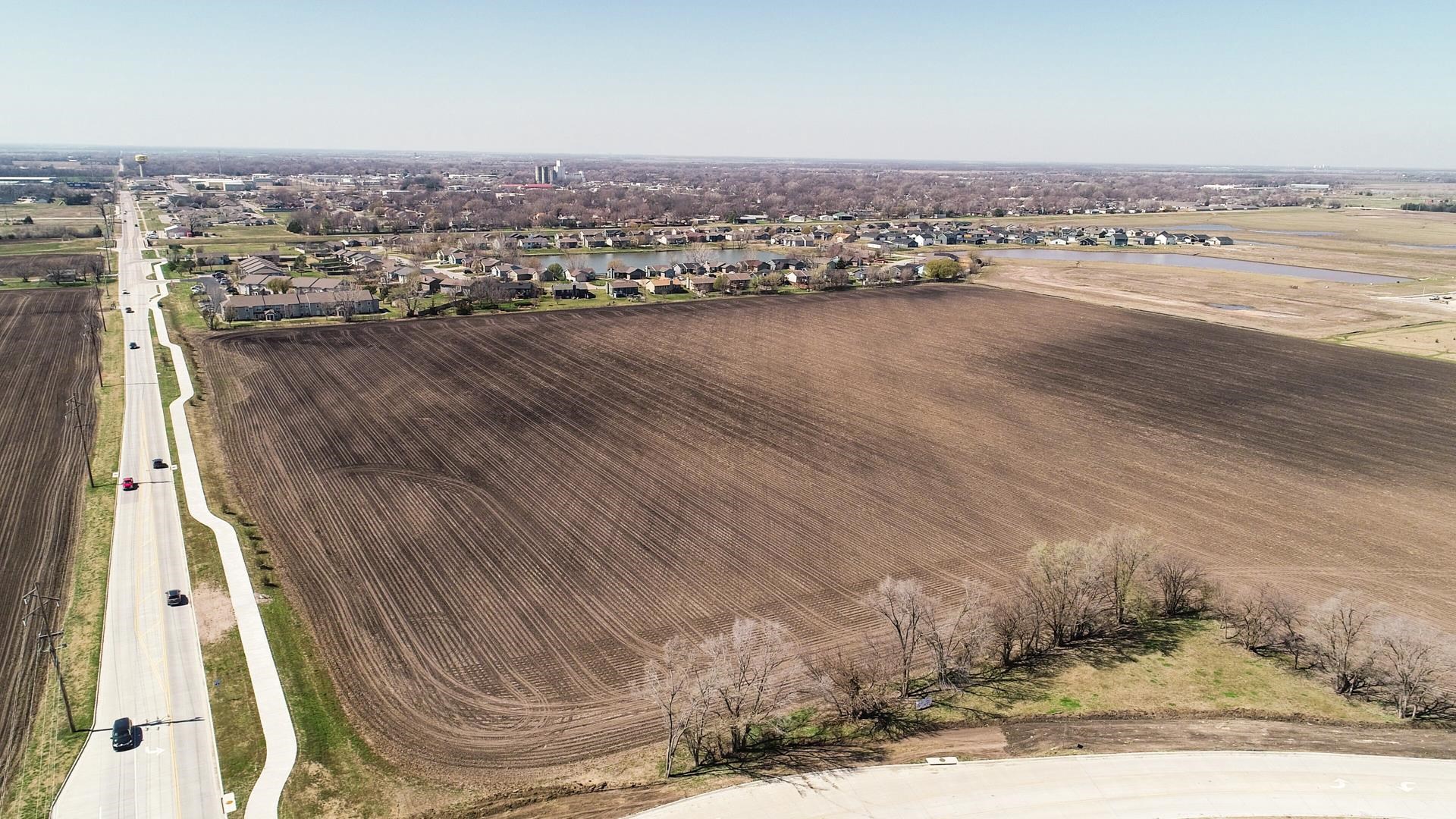 7945 N Seneca Street Valley Center KS 67147