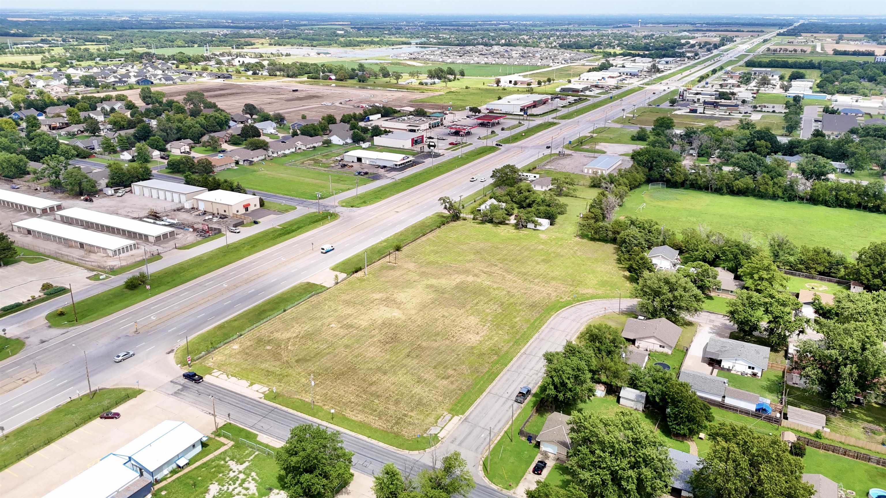 20611 W Kellogg Goddard KS 67052