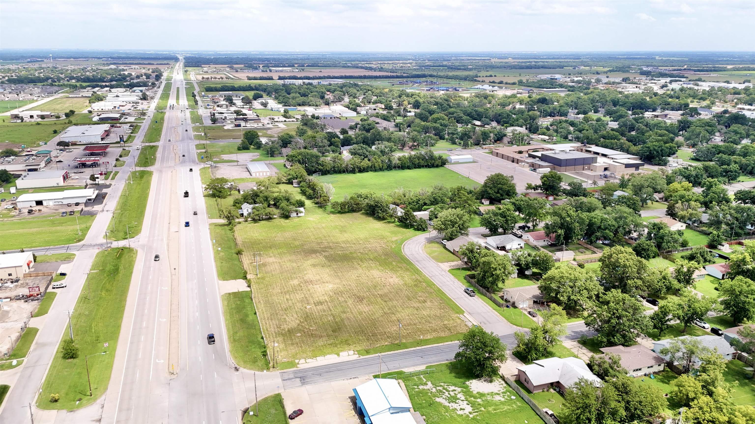 20611 W Kellogg Goddard KS 67052