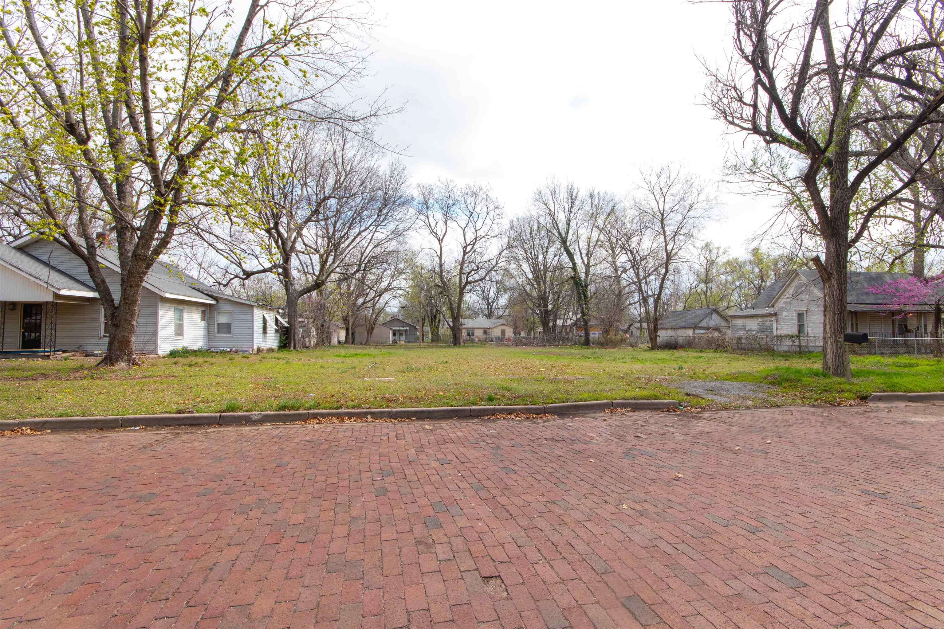 724 N B Street Arkansas City KS 67005